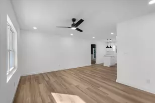 4509 Quails Ln, Fort Worth, TX 76119 - Photo 13