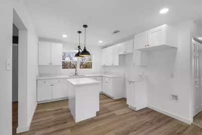 4509 Quails Lane, Fort Worth, TX 76119 - Photo 17