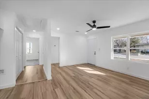 4509 Quails Ln, Fort Worth, TX 76119 - Photo 11