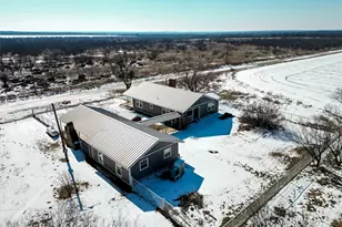 794 W Antelope Rd, Jacksboro, TX 76389 - Photo 29