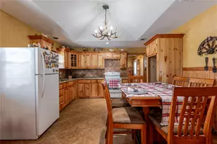 794 W Antelope Rd, Jacksboro, TX 76389 - Photo 9