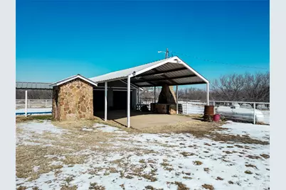 794 W Antelope Road, Jacksboro, TX 76389 - Photo 23