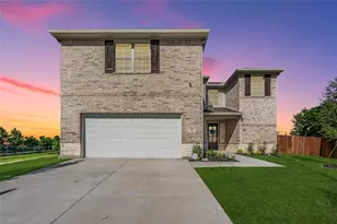 101 Gardenia Dr, Azle, TX 76020 - Photo 1