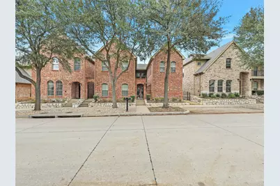 5582 Grosseto Drive, Frisco, TX 75034 - Photo 1