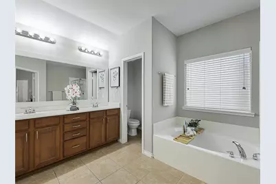 5582 Grosseto Drive, Frisco, TX 75034 - Photo 11