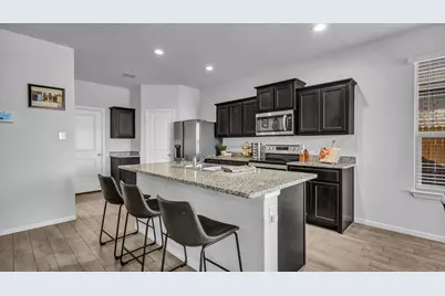 9224 Red Brush Trail, Fort Worth, TX 76131 - Photo 7