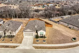 9224 Red Brush Trl, Fort Worth, TX 76131 - Photo 19