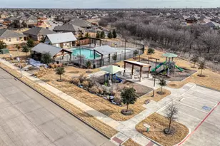 9224 Red Brush Trl, Fort Worth, TX 76131 - Photo 23