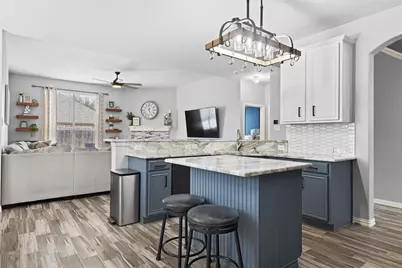 7805 Quiet Waters Drive, Arlington, TX 76016 - Photo 5