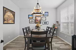 7805 Quiet Waters Dr, Arlington, TX 76016 - Photo 3