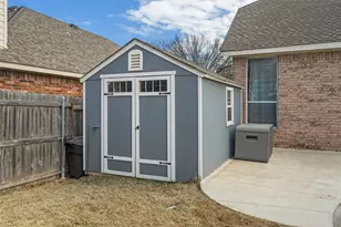 7805 Quiet Waters Dr, Arlington, TX 76016 - Photo 29