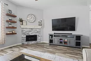 7805 Quiet Waters Dr, Arlington, TX 76016 - Photo 7