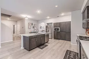 1128 Goldenrod Dr, Godley, TX 76044 - Photo 11