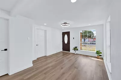 3613 Avenue K, Fort Worth, TX 76105 - Photo 5