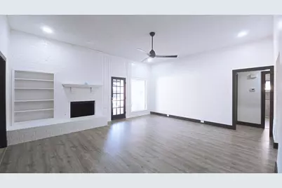 1933 Oakbluff Drive, Carrollton, TX 75007 - Photo 11