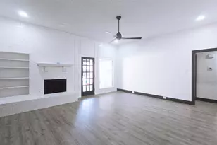 1933 Oakbluff Dr, Carrollton, TX 75007 - Photo 11