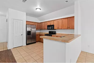 2121 Castle Creek Drive, Little Elm, TX 75068 - Photo 7