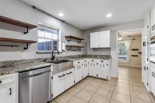 704 W Oak St, Celina, TX 75009 - Photo 17