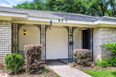 937 Birchwood Drive, Lancaster, TX 75146 - Photo 3