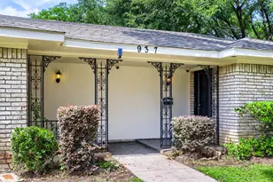 937 Birchwood Dr, Lancaster, TX 75146 - Photo 3
