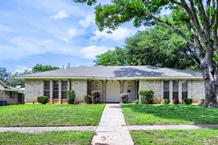 937 Birchwood Dr, Lancaster, TX 75146 - Photo 1