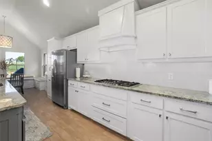 7308 Prestwick Terrace, Benbrook, TX 76126 - Photo 13