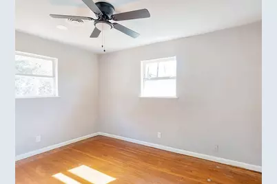 4200 Kenwood Court #B, Fort Worth, TX 76103 - Photo 11