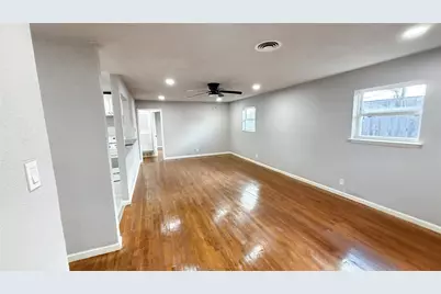 4200 Kenwood Court #B, Fort Worth, TX 76103 - Photo 5