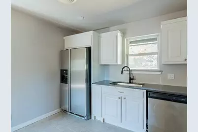 4200 Kenwood Court #B, Fort Worth, TX 76103 - Photo 7