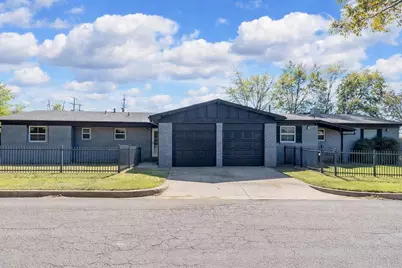 4200 Kenwood Court #B, Fort Worth, TX 76103 - Photo 1