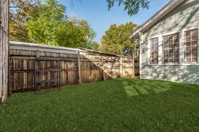 517 S Vernon Avenue, Dallas, TX 75208 - Photo 23