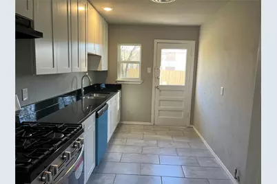 1500 Grace Street, Arlington, TX 76010 - Photo 9