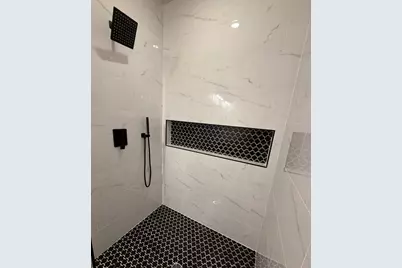 5709 Barkridge Drive, Granbury, TX 76048 - Photo 17