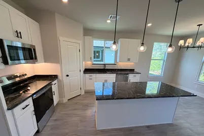 5709 Barkridge Drive, Granbury, TX 76048 - Photo 3