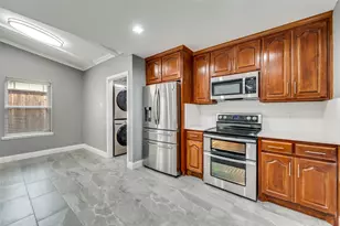 2507 Hightrail Dr, Carrollton, TX 75006 - Photo 9