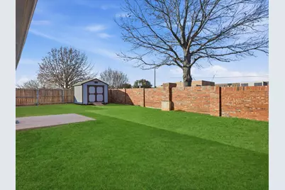 424 Shady Shore Lane, Crowley, TX 76036 - Photo 35