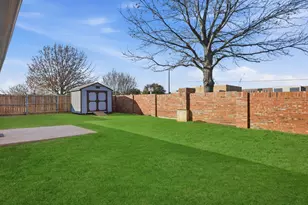 424 Shady Shore Ln, Crowley, TX 76036 - Photo 35