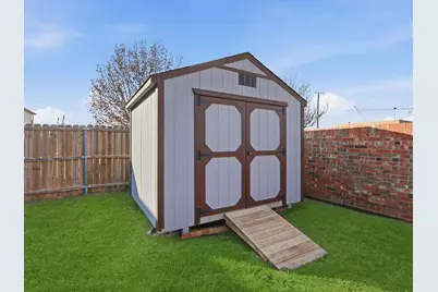 424 Shady Shore Lane, Crowley, TX 76036 - Photo 37