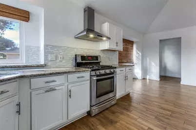 2801 N Spring Drive, Richardson, TX 75082 - Photo 11