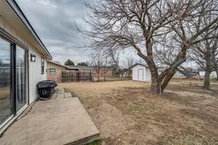 228 E Park St, Little Elm, TX 75068 - Photo 21