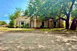 720 E Leslie St, Hamilton, TX 76531 - Photo 23