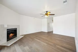 2726 Sherry St, Arlington, TX 76014 - Photo 9