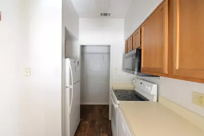 501 Arbor Creek Drive #204, Euless, TX 76039 - Photo 11