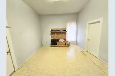 322 Capps Street, Marlin, TX 76661 - Photo 5