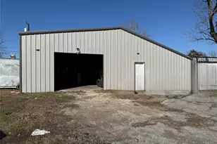 102 Front St, Pottsboro, TX 75076 - Photo 1