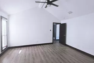 1933 Oakbluff Dr, Carrollton, TX 75007 - Photo 11