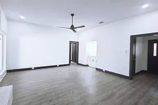 1933 Oakbluff Dr, Carrollton, TX 75007 - Photo 9