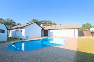 1933 Oakbluff Dr, Carrollton, TX 75007 - Photo 29