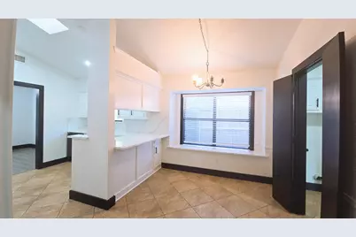 1933 Oakbluff Drive, Carrollton, TX 75007 - Photo 5