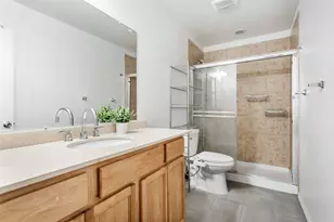 1801 Lynnwood Hills Dr, Fort Worth, TX 76112 - Photo 15